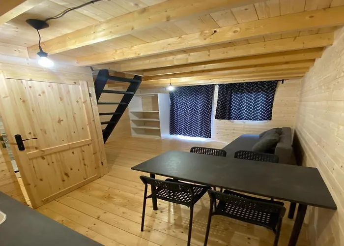 Pirates In For 4 Persons *